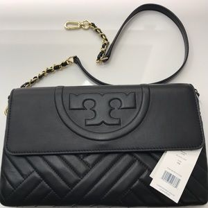 Tory Burch Bags - Tory Burch Alexa Clutch Tory Burch Bags - Tory Burch Alexa Clutch